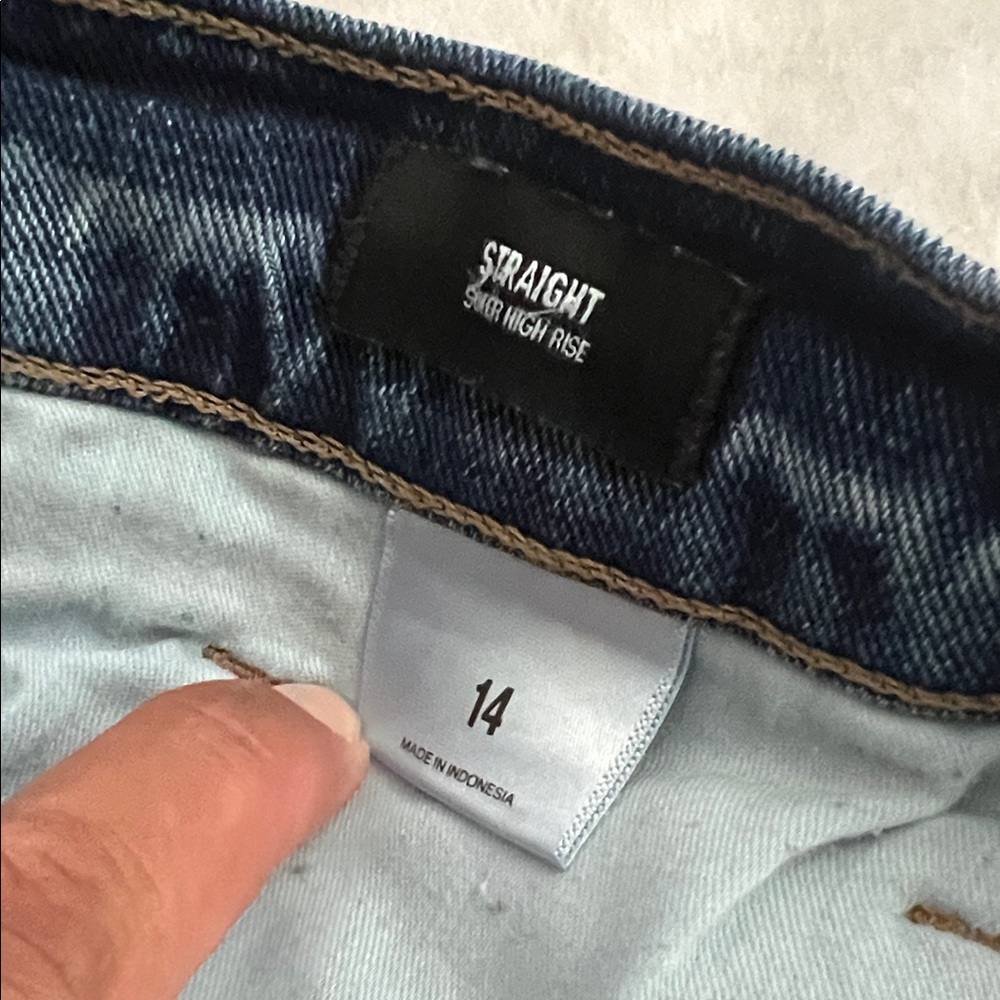 Express High Rise Indigo Jeans - Picture 11 of 11